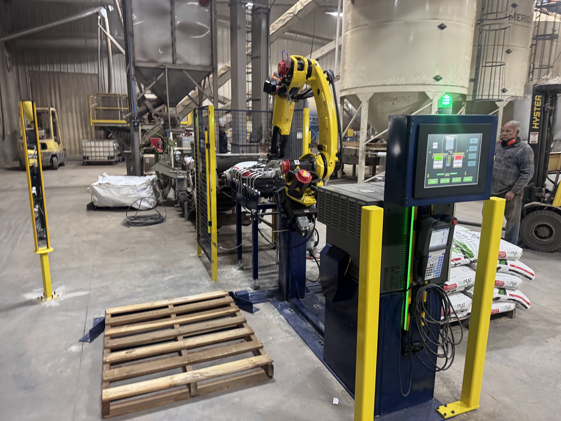Cell controller and operator HMI